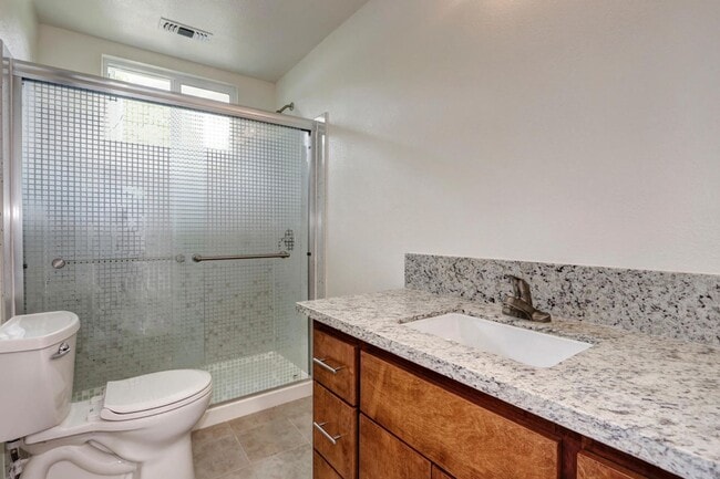 Building Photo - 1 Bed / 1 Bath | Arden-Arcade Anchored Tiny Home Available Now