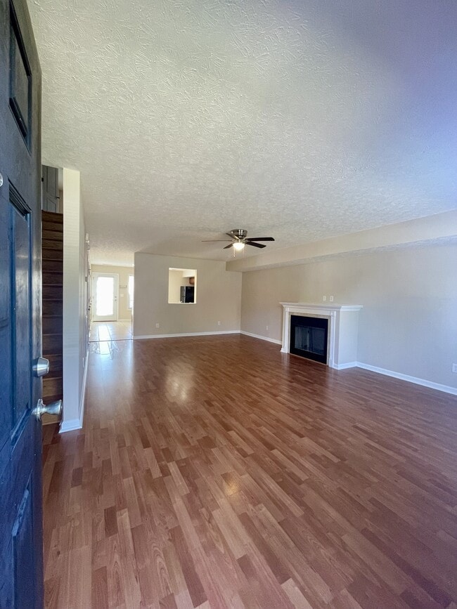 Building Photo - 607 Capstone Dr