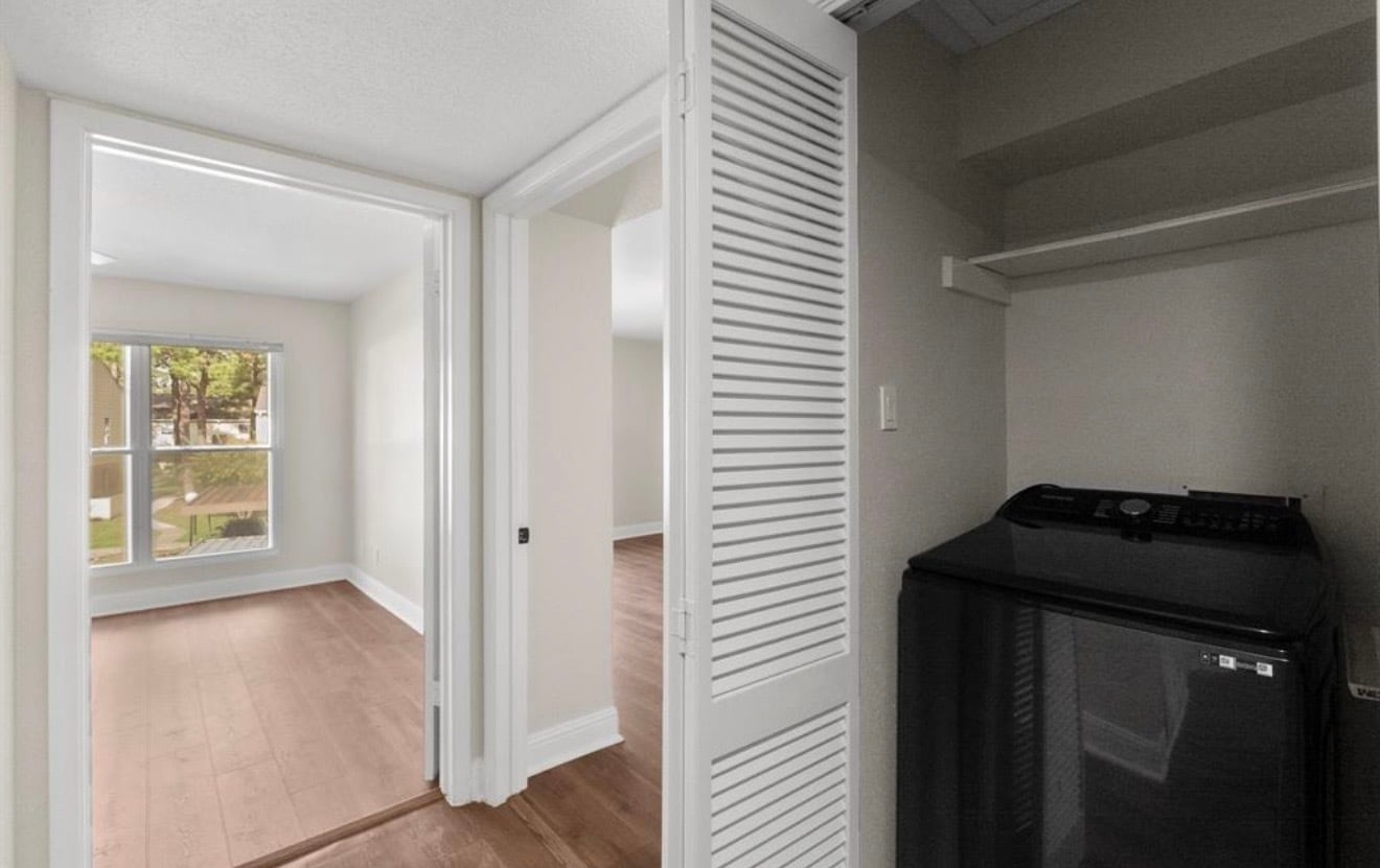 Building Photo - 14515 Wunderlich Dr