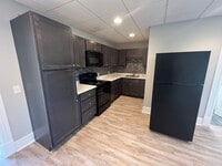 Building Photo - 68 Kenney St