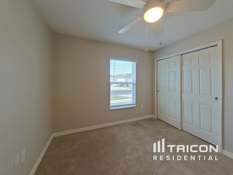 Building Photo - 3252 Eagle Hammock Cir
