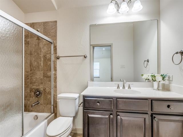 Building Photo - 2465 Embleton Dr