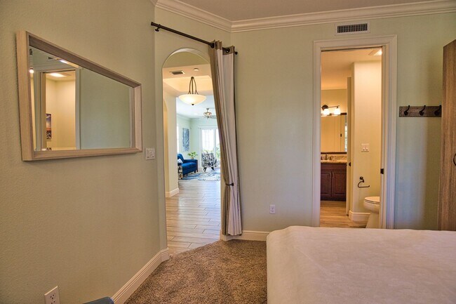 Building Photo - BEACH FRONT! Seasonal/Annual Rental – Turnkey Stunning Condo on Venice Island, 1,700+ sq ft, 2 Be...