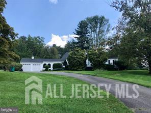 Building Photo - 20 Battlebrook Ln