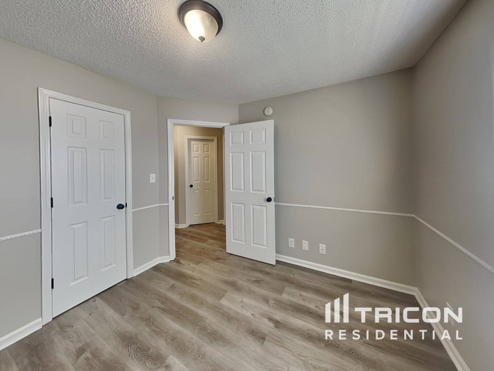 Building Photo - 3261 Tabby Dr