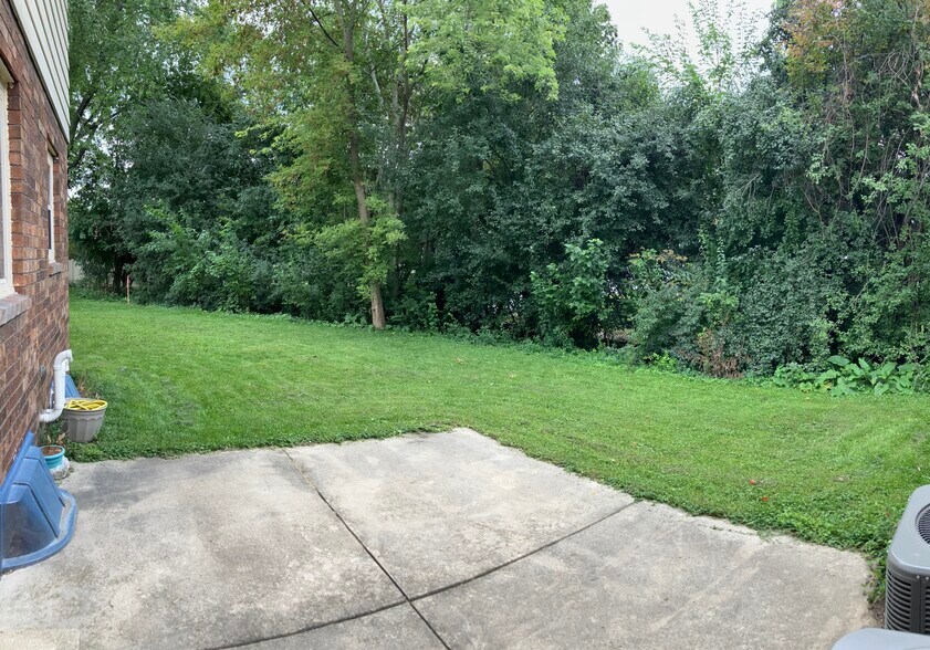 Building Photo - 2709 Albany Ct