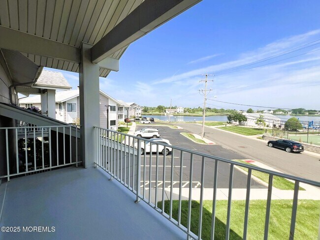 Building Photo - 50 Valentine St