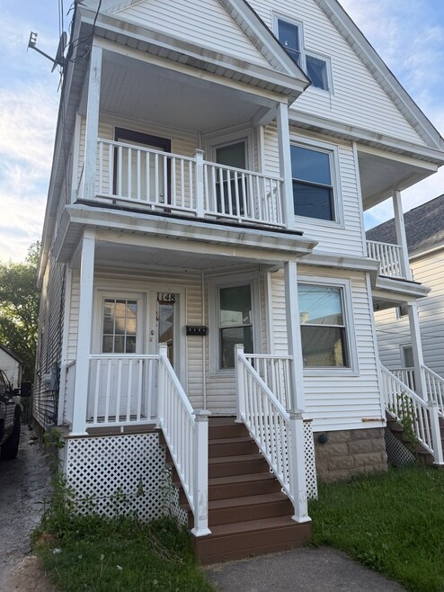 Building Photo - 1148 St Vincent St