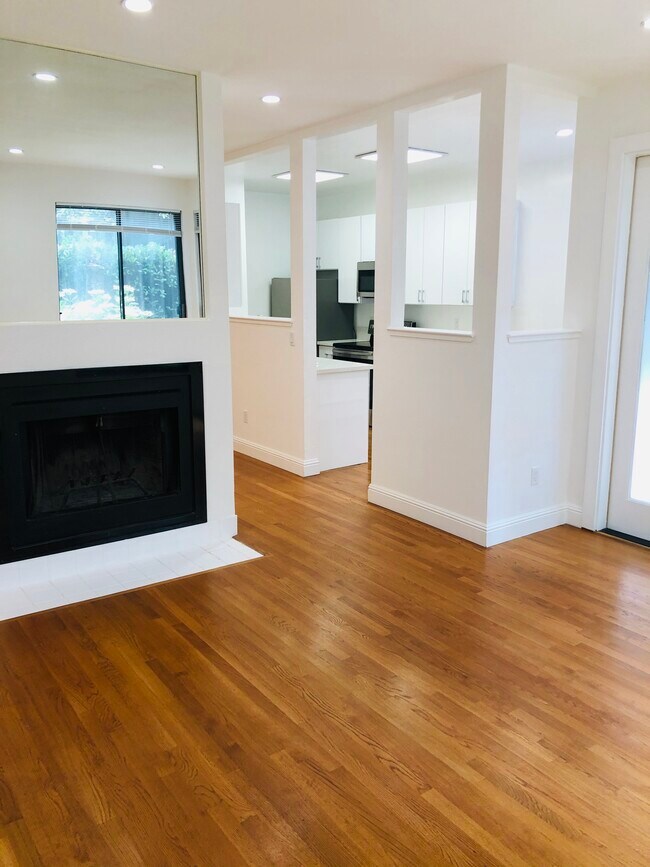 Building Photo - 1755 Filbert St