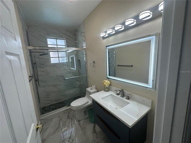 Building Photo - 3637 Rothbury Dr