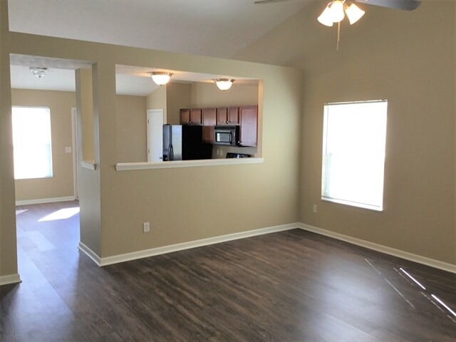 Building Photo - 12183 Carriage Stone Dr