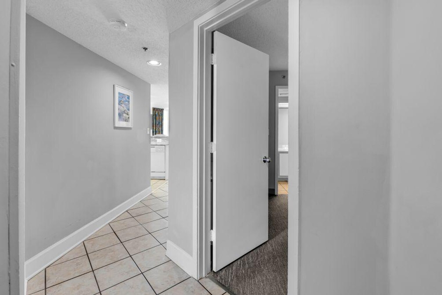 Building Photo - 1708 N Ocean Blvd