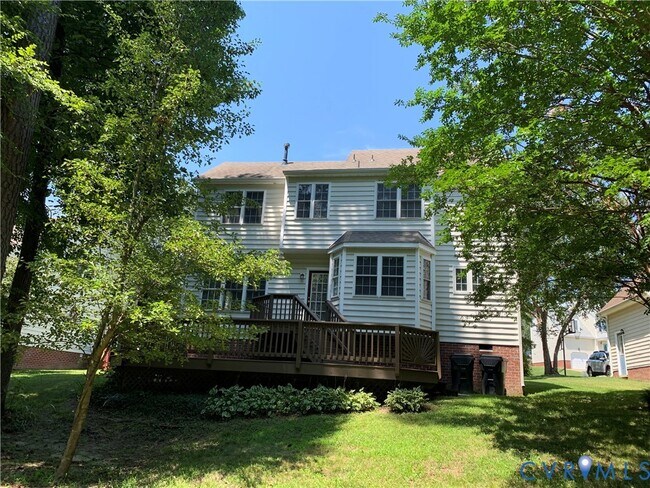 Building Photo - 11832 Park Forest Way