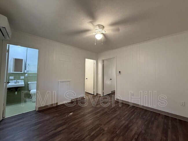 Building Photo - 1510 Milton St