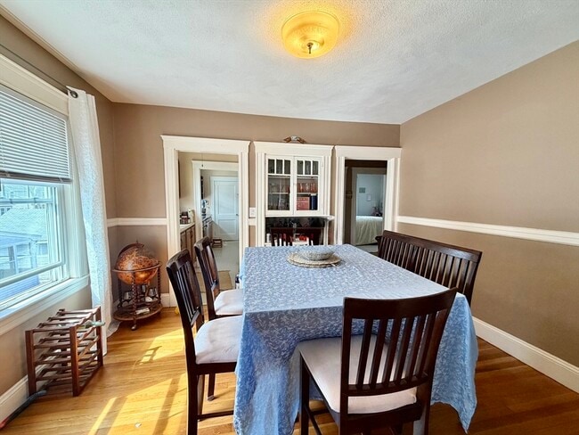 Building Photo - 29 Springfield St