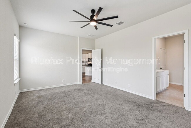 Building Photo - 4712 Paluxy Trl