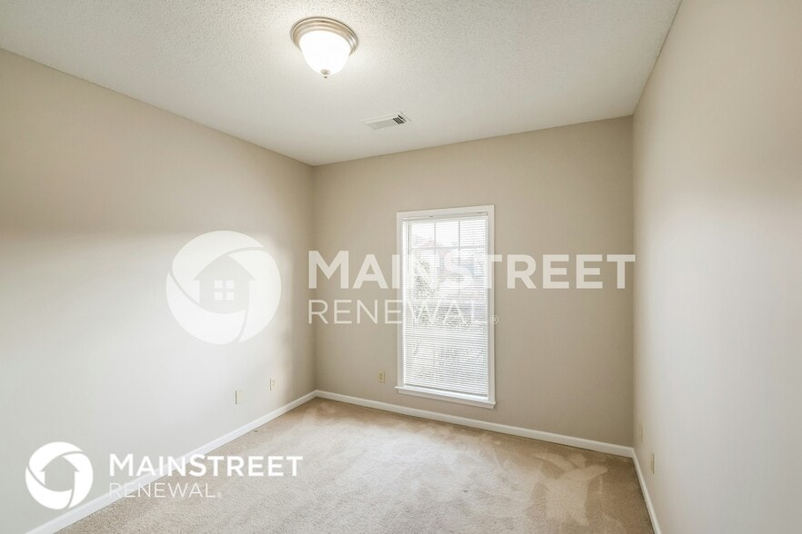 Building Photo - 5024 Easton Ln