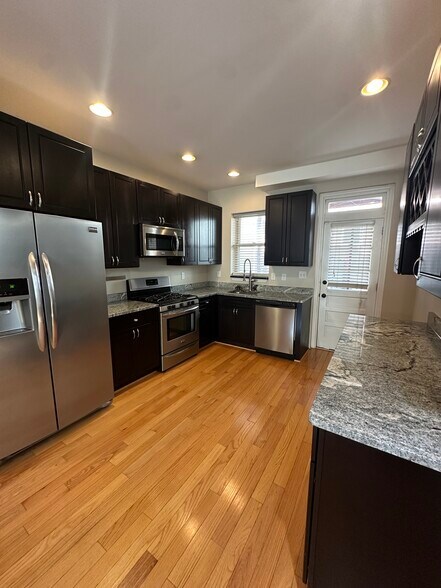 Kitchen - 1013 Patapsco St