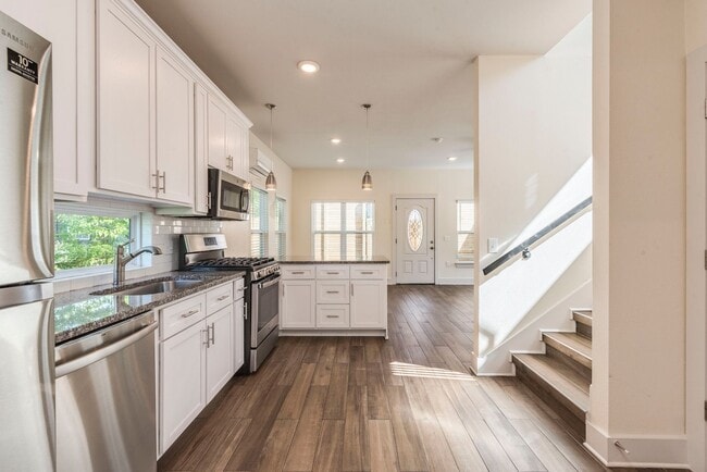 Building Photo - 3702 Tower View Ct