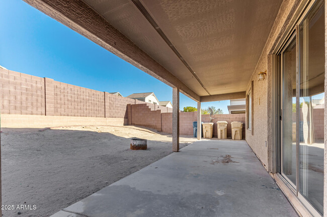 Building Photo - 21712 W Mohave St