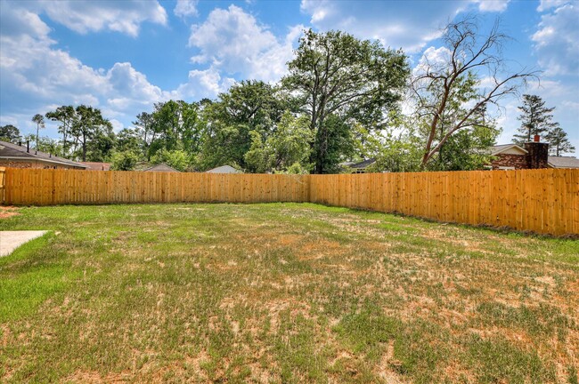 Building Photo - 143 Woodland Dr