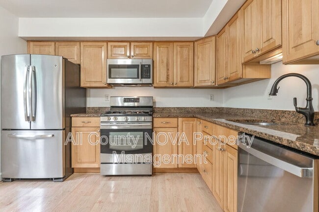 Building Photo - 7612 Indian Hills Dr