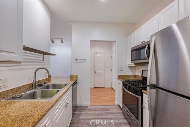 Building Photo - 2112 Watermarke Pl