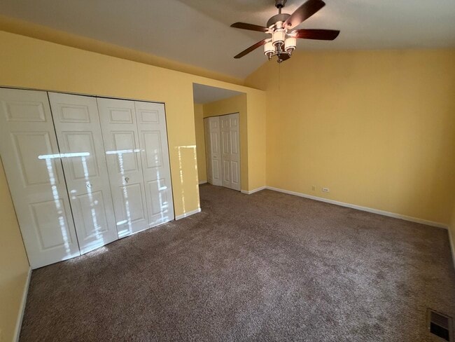 Building Photo - 2156 Camden Ln