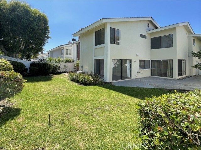 Building Photo - 4881 Royce Rd