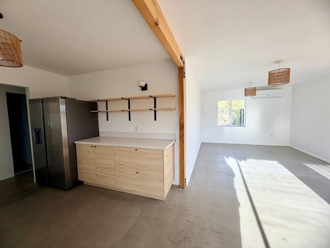 Building Photo - Modern 3-Bedroom Desert Bungalow with Stunning Views – Unfurnished - Price reflects MOVE IN SPECI...