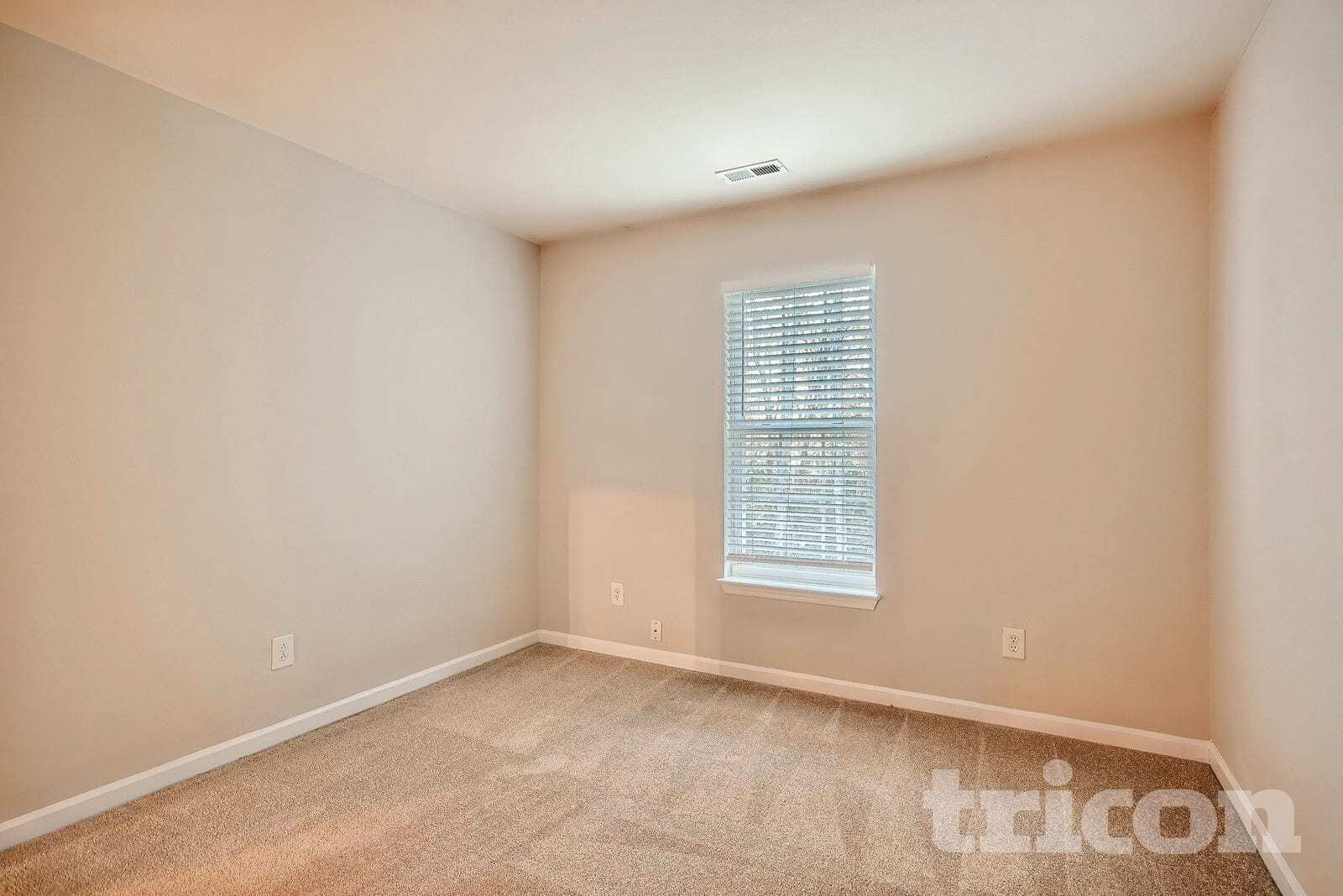 Building Photo - 8330 Wallace Glen Dr