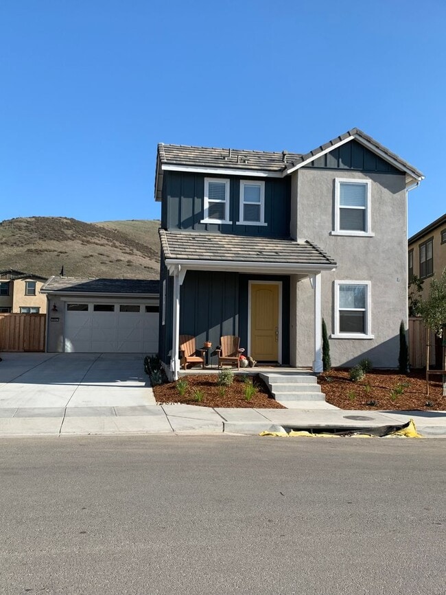 Building Photo - Beautiful 4 BD / 3 BA Home in Righetti Ranch