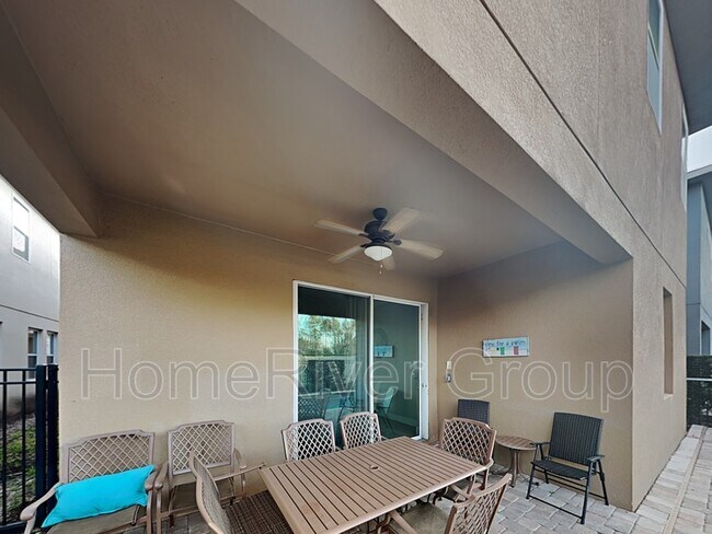 Building Photo - 531 Lasso Dr