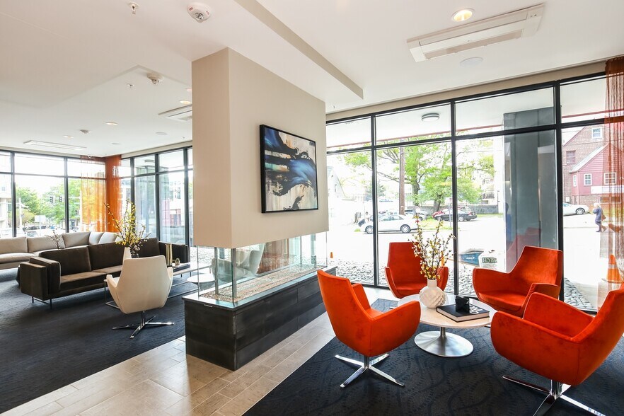 Lobby/Club Room - 1320 Fenwick Ln