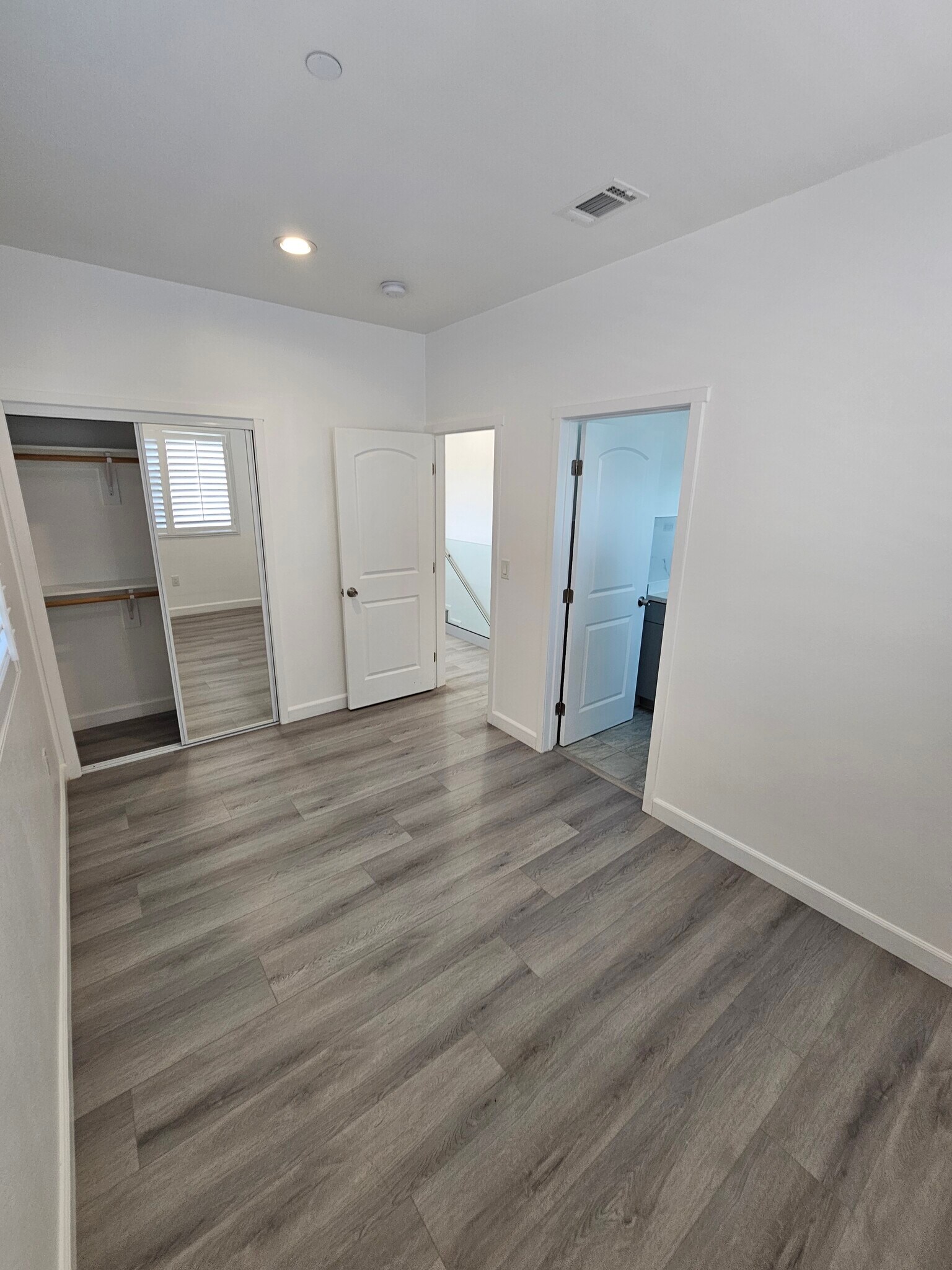 Building Photo - 3832 Temple City Blvd