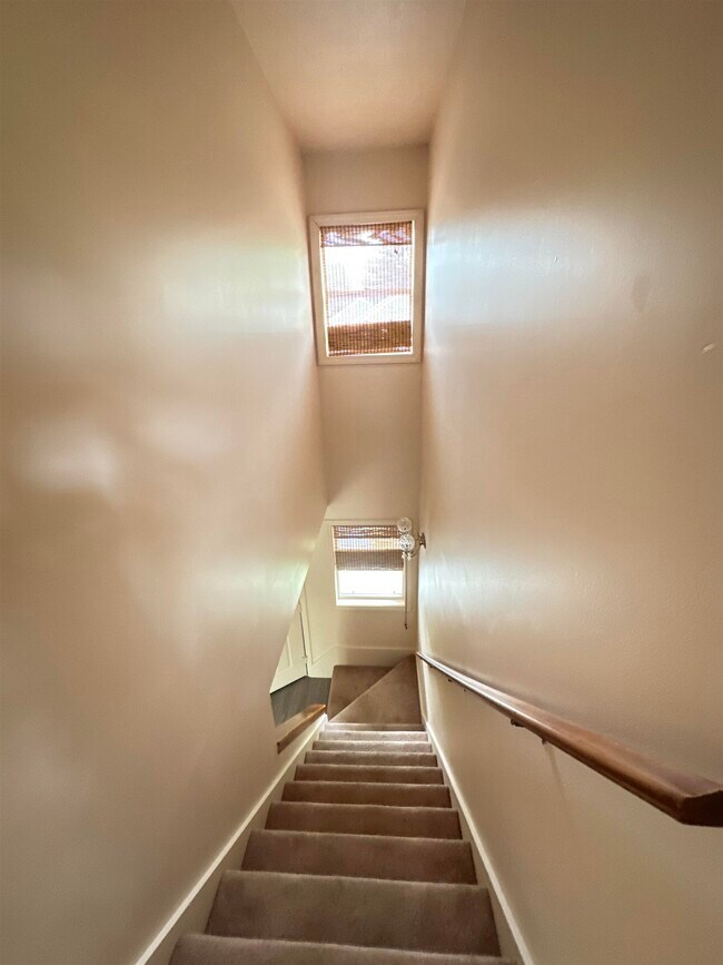 Building Photo - 24 Witham St