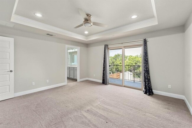 Building Photo - 19011 Pequenia Cove