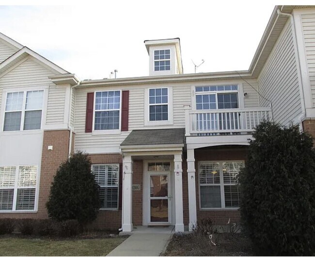 Building Photo - 10200 Mulberry Ln