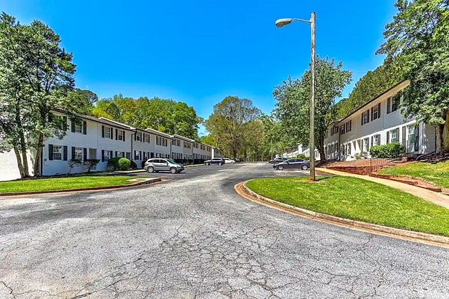 Building Photo - 3519 Creekview Pl