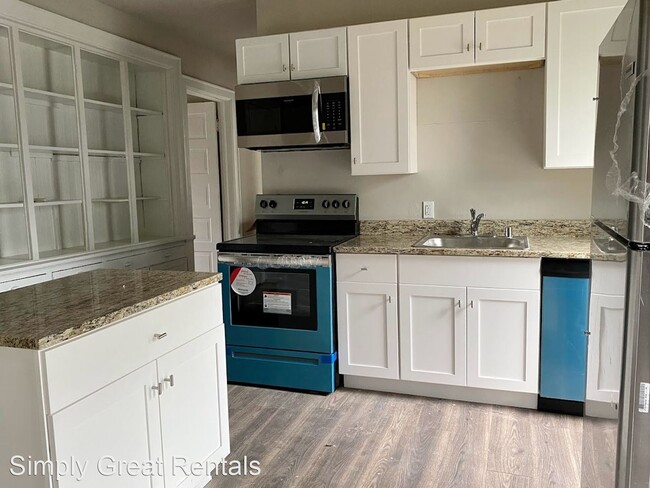 Building Photo - 4 br, 2 bath House - 515 N 50th St