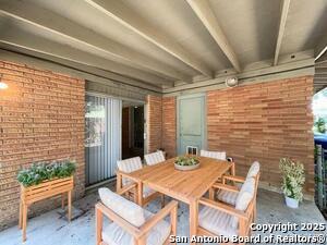 Building Photo - 4543 Cambray Dr