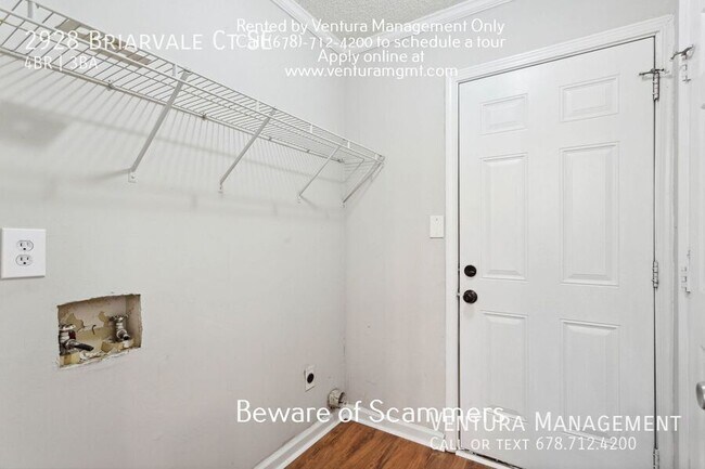 Building Photo - 2928 Briarvale Ct SE