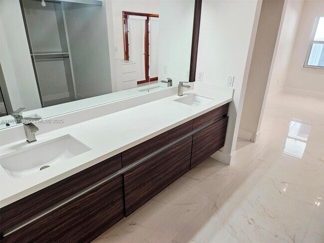 Building Photo - 8041 NW 191st St