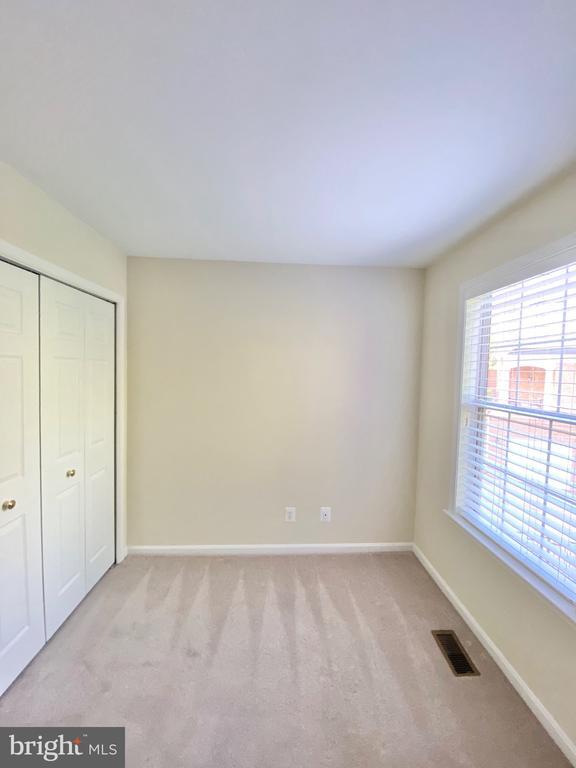 Building Photo - 81 Arell Ct