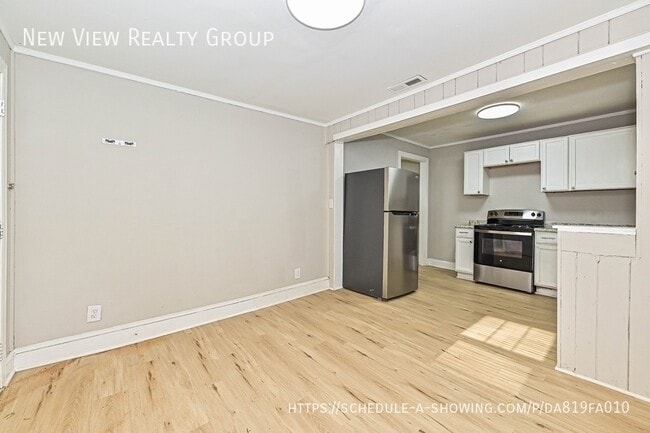 Building Photo - 3108 Rush Ave