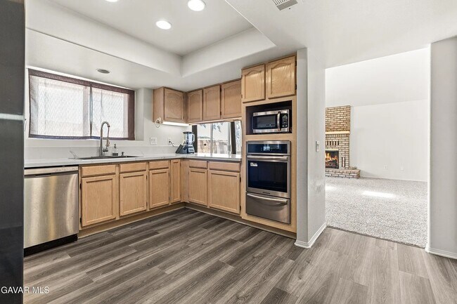 Building Photo - 6118 Quail Way