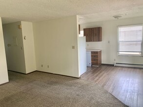 Building Photo - Great 3 Bedroom 1 Bath in Loveland!
