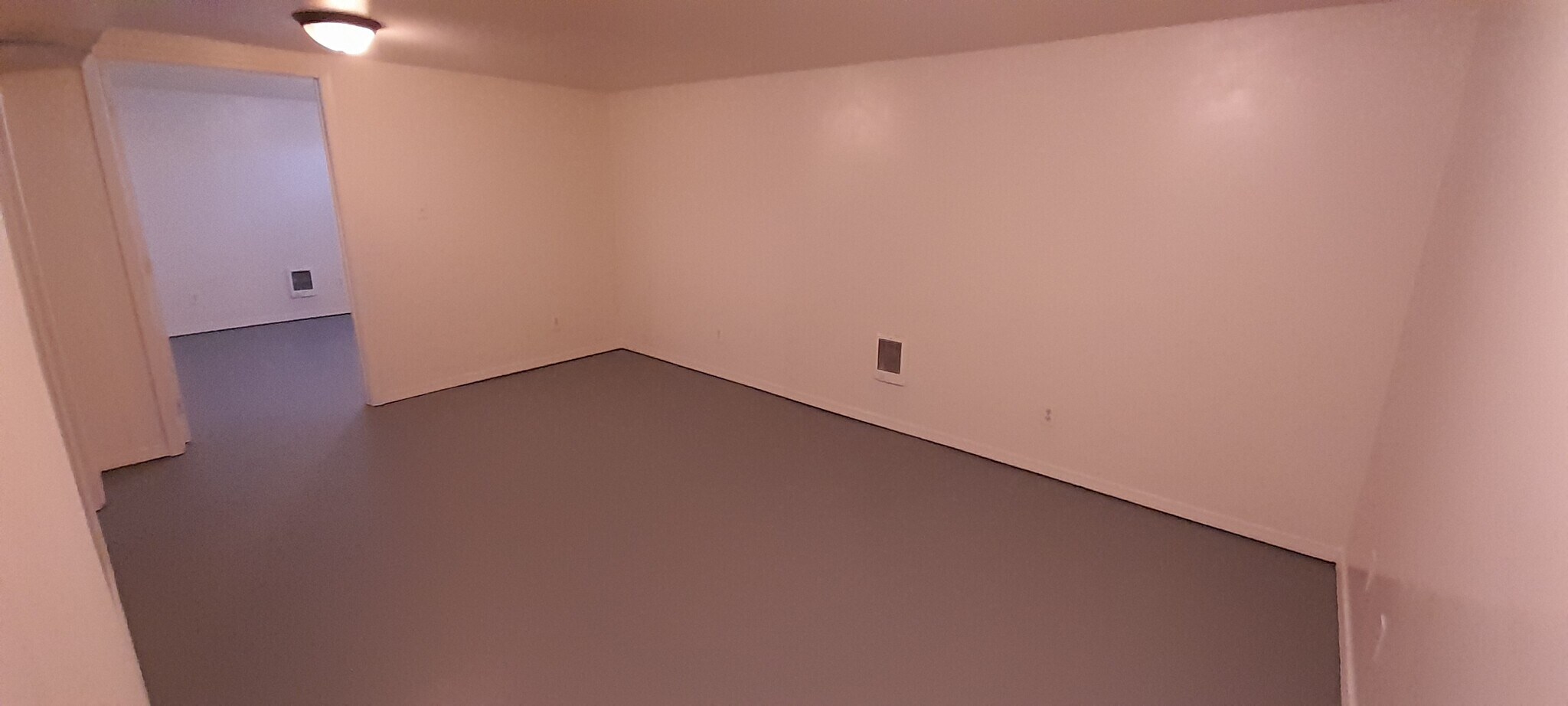 Family room (b) - 3934 N Nevada St