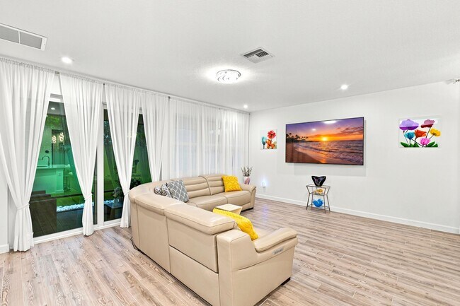 Building Photo - 11639 SW Viridian Blvd