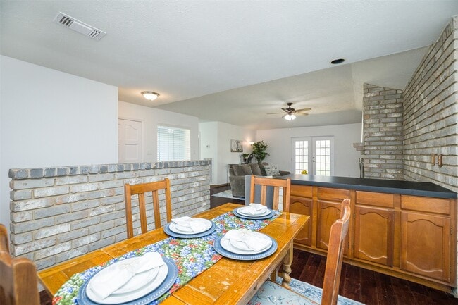 Building Photo - 12410 Pantano Drive